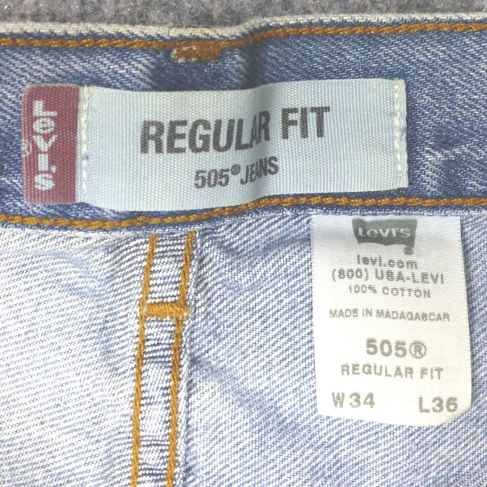 Y2K Levis 505 Regular Fit Jeans Mens 34x36 Light Wash Straight Leg Denim Cotton